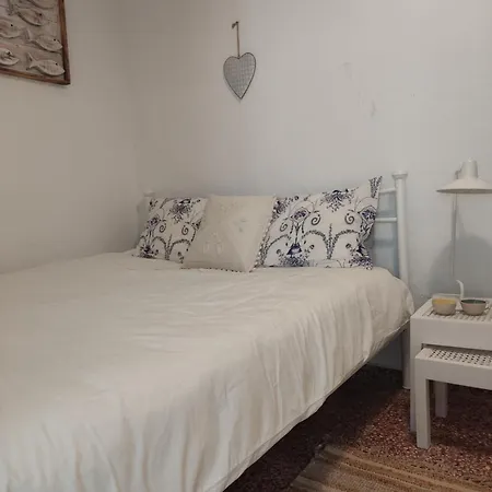 Eleni's House In The Heart Of Chora! Сasa de vacaciones Serifos Town